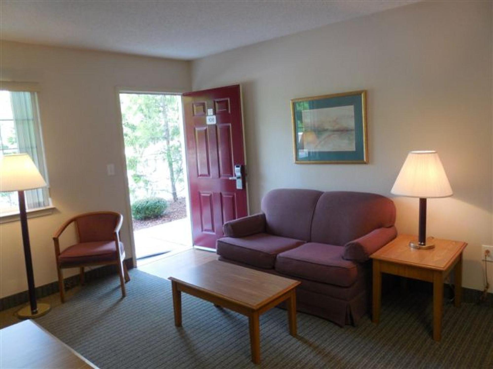 Affordable Suites Шелби Экстерьер фото